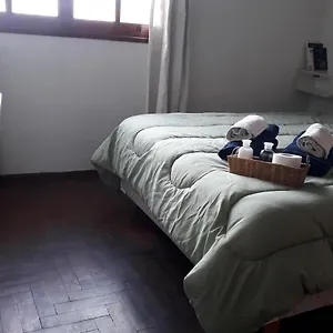 https://habitacion-privada-en-hermosa-casa-centrica-de-ciudad.hotelsmendoza.com