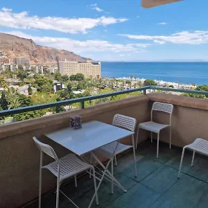 https://apartamento-vista-baha.es-andalucia.com